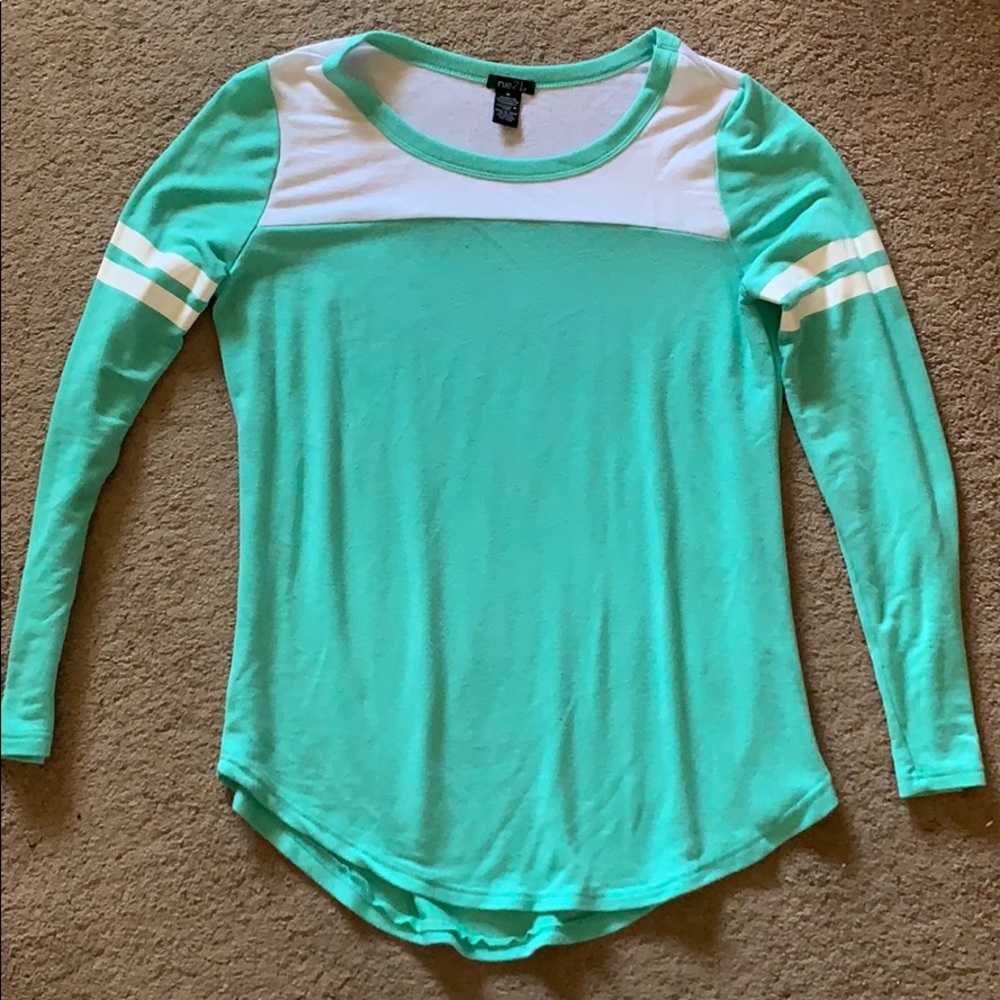 Rue 21 Long sleeve